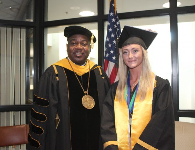 West Liberty Grads Tasked to 'Make Your Mark' | News, Sports, Jobs - Vimarsana News
